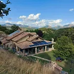 לינה וארוחת בוקר Bagno Di Bosco 3*