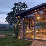 Bagno Di Bosco לינה וארוחת בוקר גוביו