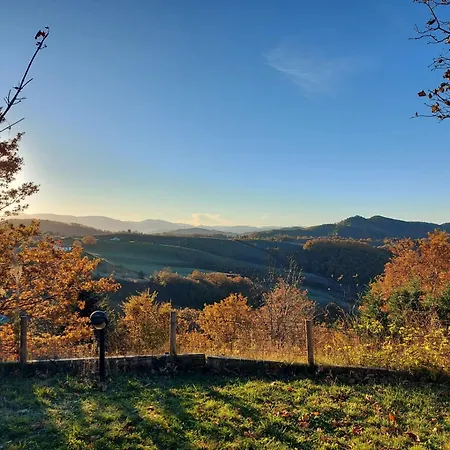 Oda ve Kahvaltı Bagno Di Bosco