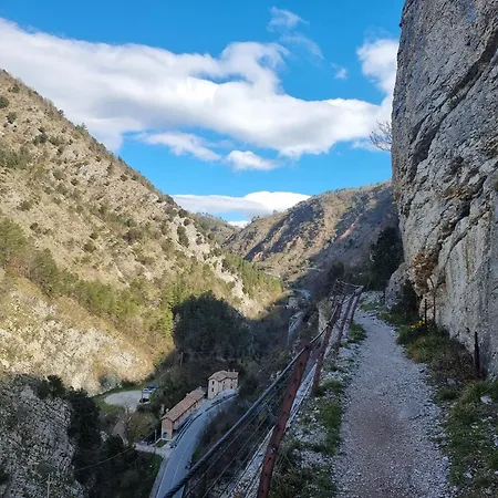 Oda ve Kahvaltı Bagno Di Bosco Gubbio