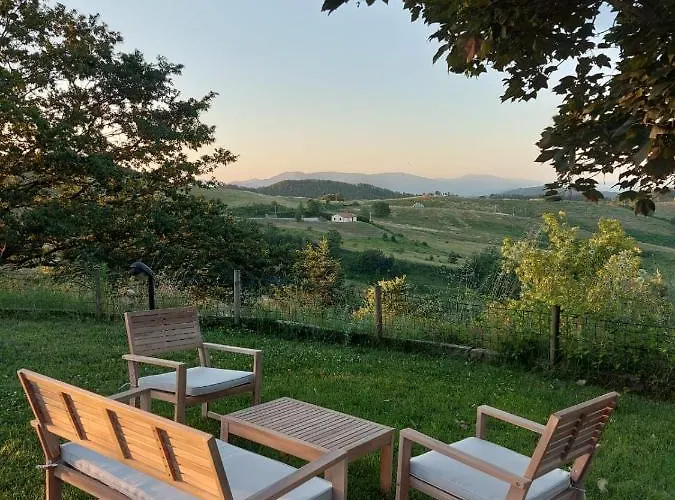 לינה וארוחת בוקר Bagno Di Bosco גוביו