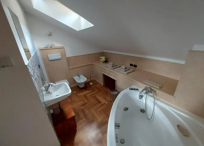 לינה וארוחת בוקר Bagno Di Bosco גוביו